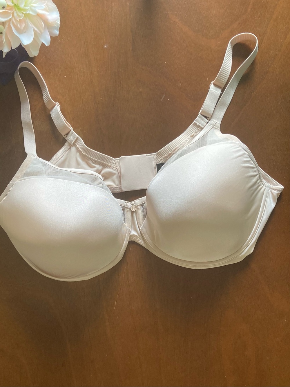 Understance Mesh Contour Plunge Bra 44DD Champagne